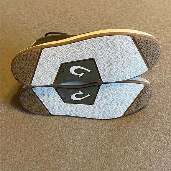 OluKai Papaku Chukka Boots. Men's 10.5. - Picture 3 of 8